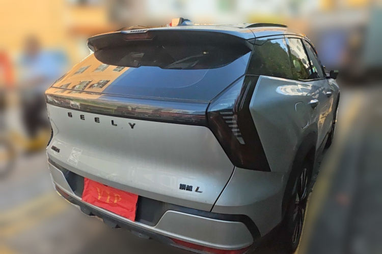 GEELY Boyue L 2025 car image #5