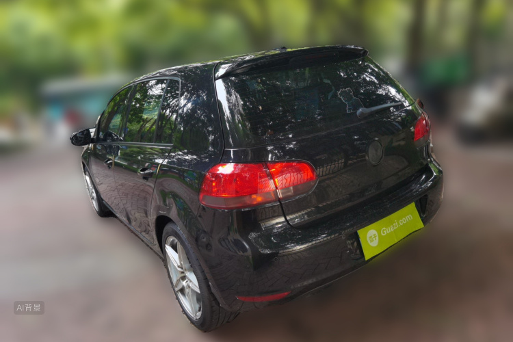 Volkswagen Golf 2012 car image #5