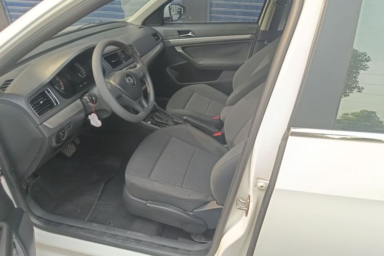 Volkswagen Lavida 2015 car image #15