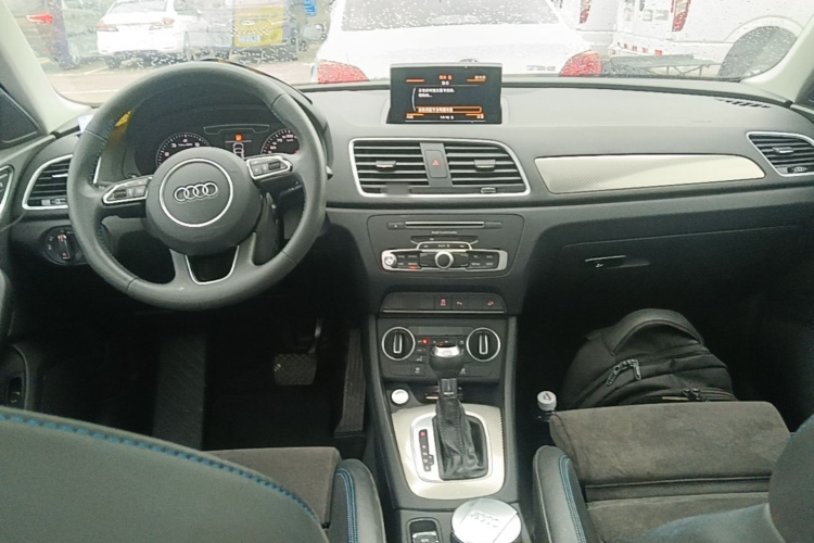 Audi Q3 2019 #10 Audi Q3 2019 car image #10