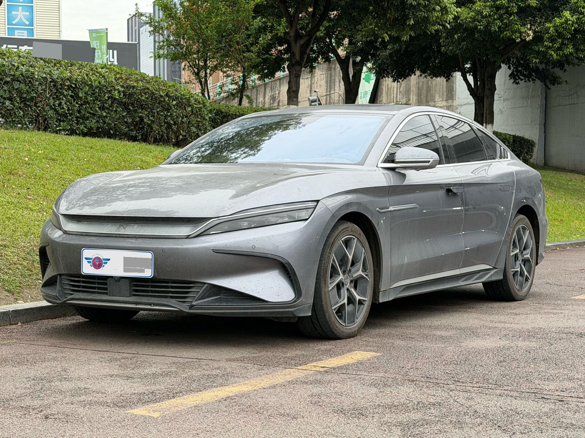 BYD Han 2024 car image 