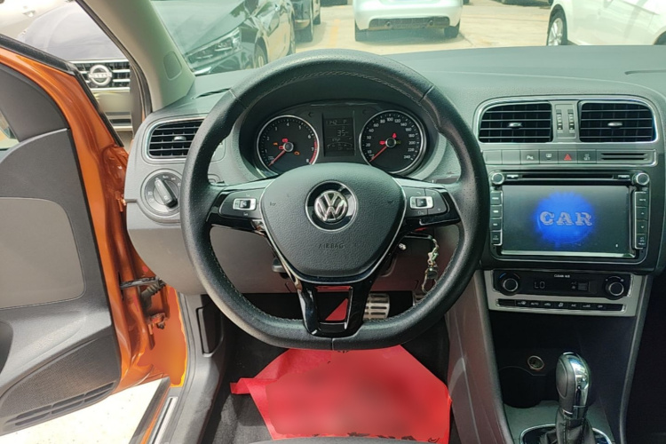 Volkswagen Polo 2016 #11 Volkswagen Polo 2016 car image #11