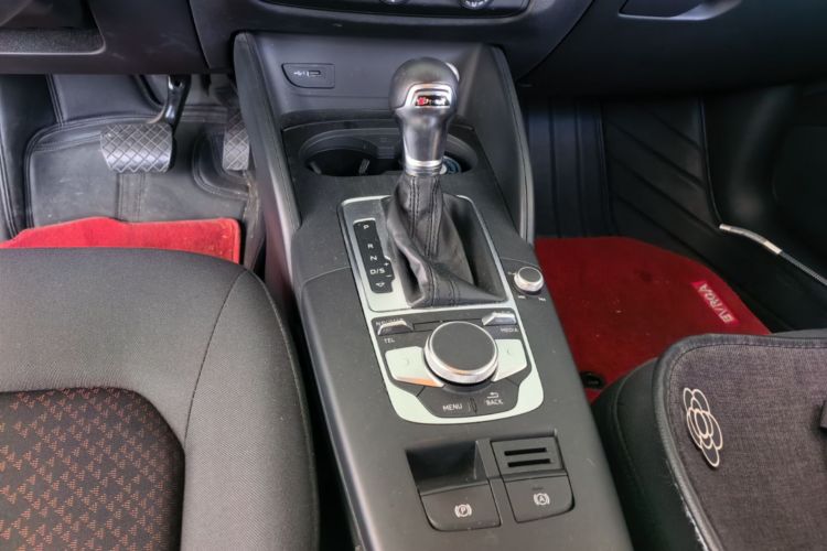 Audi A3 2021 car image #14