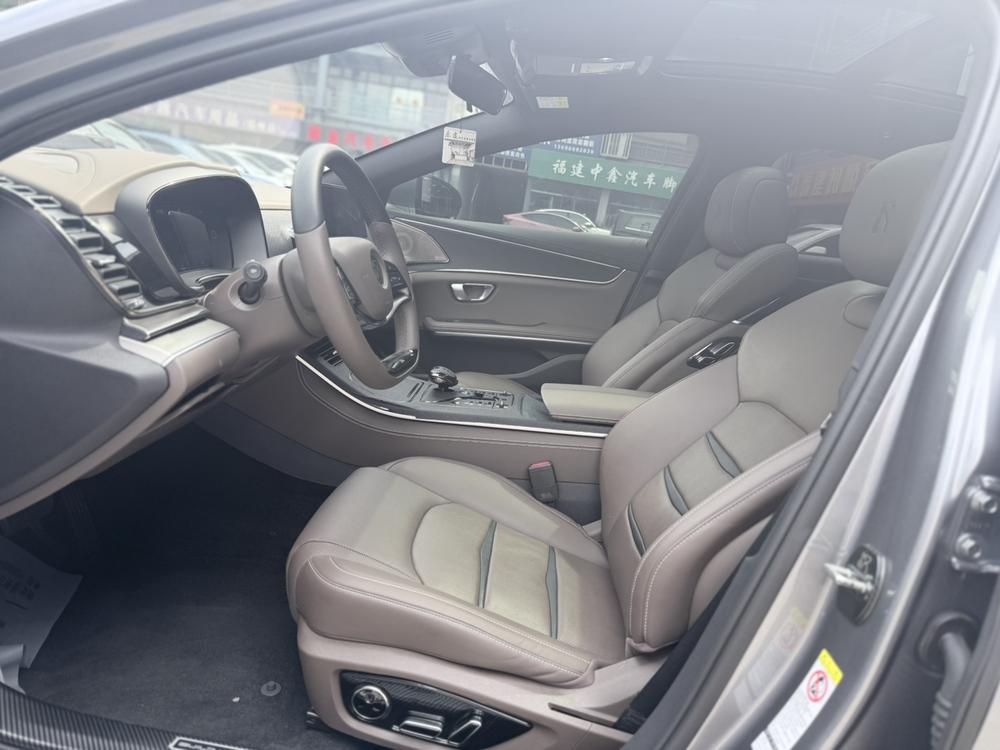 BYD Han 2022 car image #9
