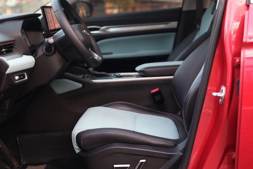 GEELY Emgrand L 2022 imagem de carro #18