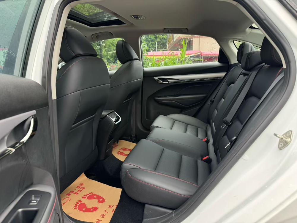 GEELY Binray 2020 car image #10