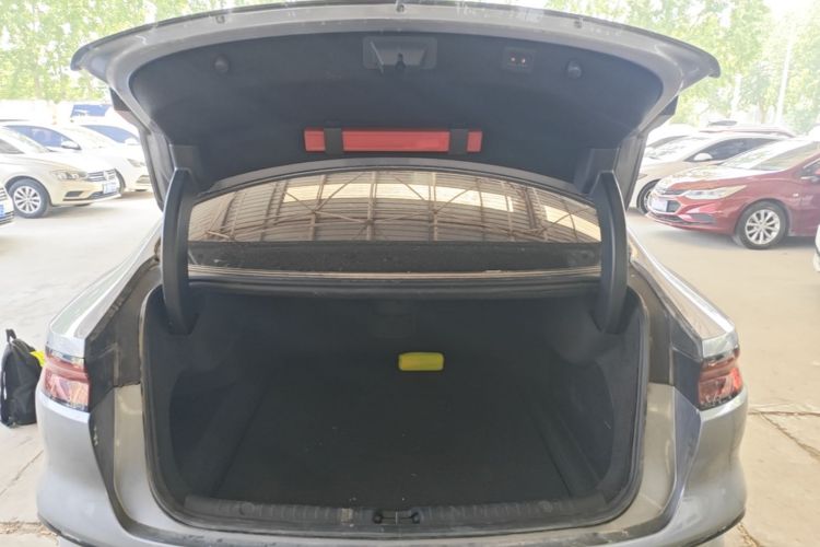 BYD Han 2023 car image #19