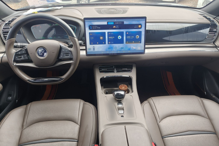 BYD Han 2022 #11 BYD Han 2022 car image #11