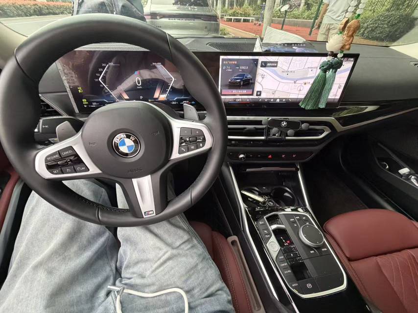 BMW 3 Series 2024 #6 BMW 3 Series 2024 car image #6