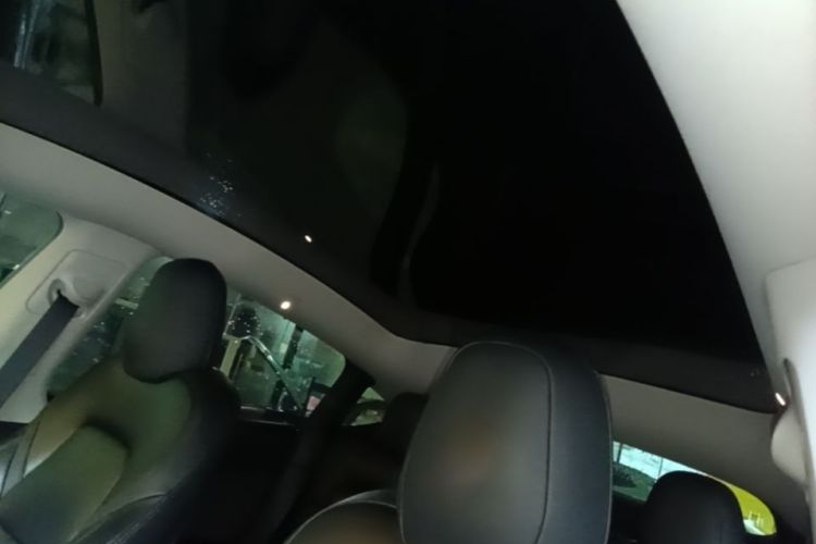 Tesla Model Y 2022 #18 Tesla Model Y 2022 car image #18