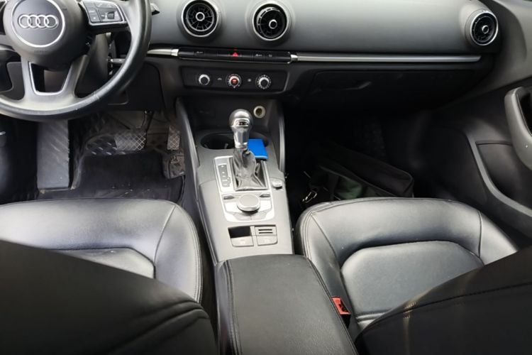 Audi A3 2020 car image #18
