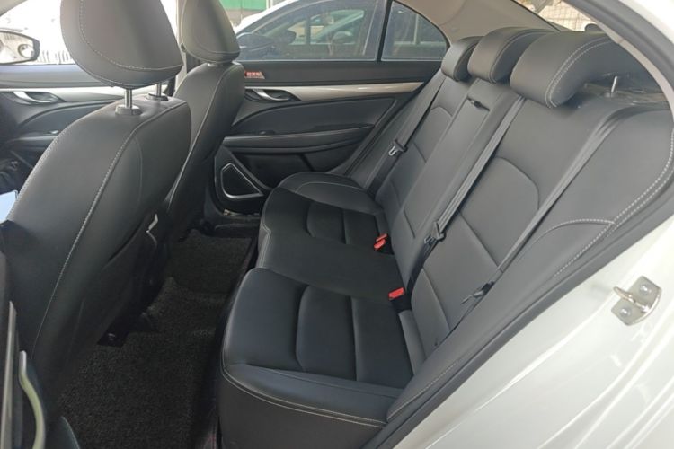 GEELY Emgrand 2020 #17 GEELY Emgrand 2020 car image #17