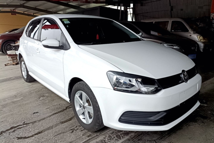 Volkswagen Polo 2018 car image #4