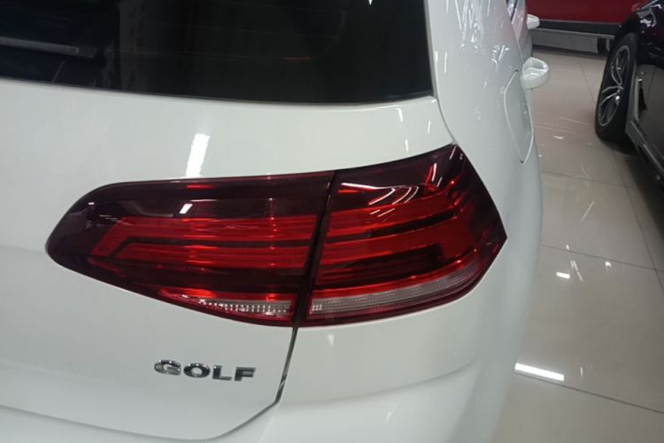 Volkswagen Golf 2019 #8 Volkswagen Golf 2019 car image #8