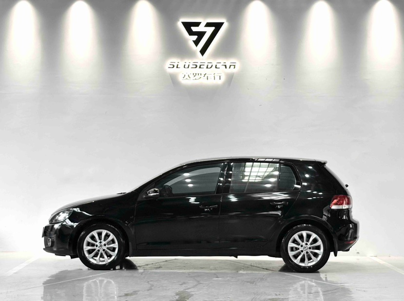 Volkswagen Golf 2012 car image #7
