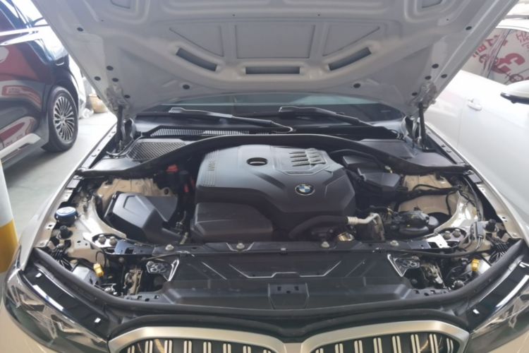 BMW 3 Series 2023 car image #20