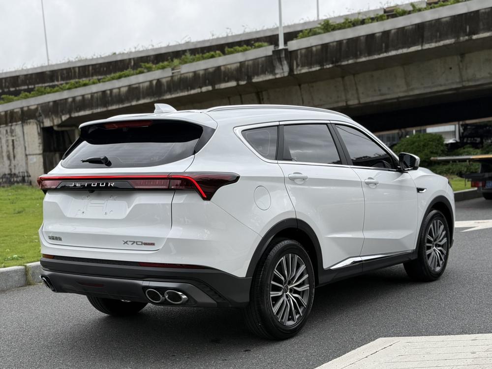 Jetour X70 PLUS 2025 #6 Jetour X70 PLUS 2025 car image #6