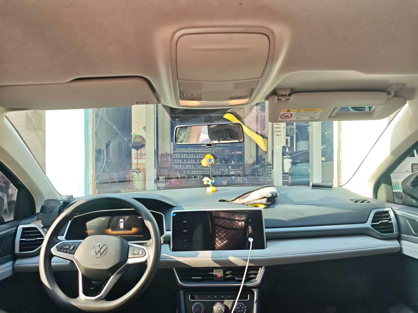 2024 car image #3