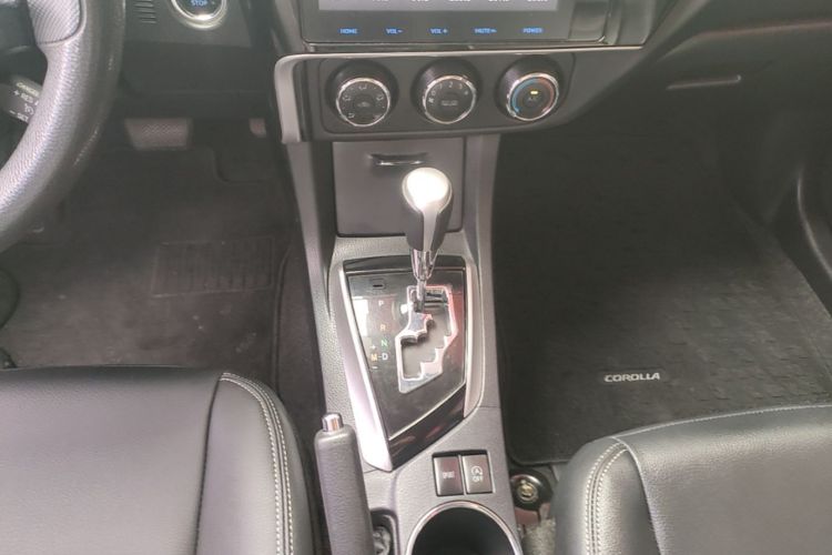 Toyota Corolla 2019 #18 Toyota Corolla 2019 car image #18