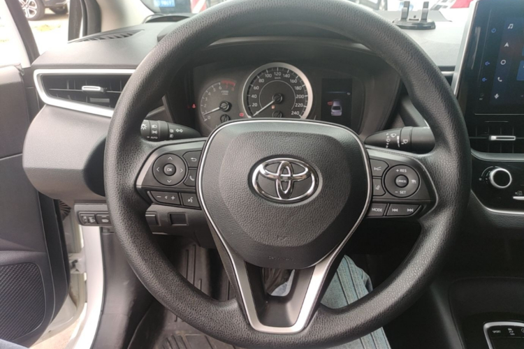 Toyota Corolla 2021 изображение автомобиля #11