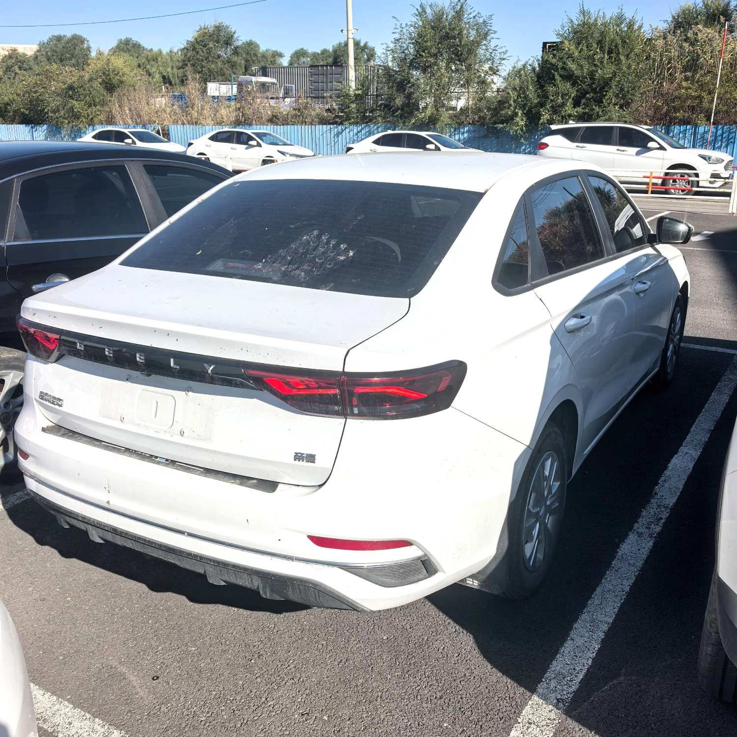 GEELY Emgrand 2025 car image #3