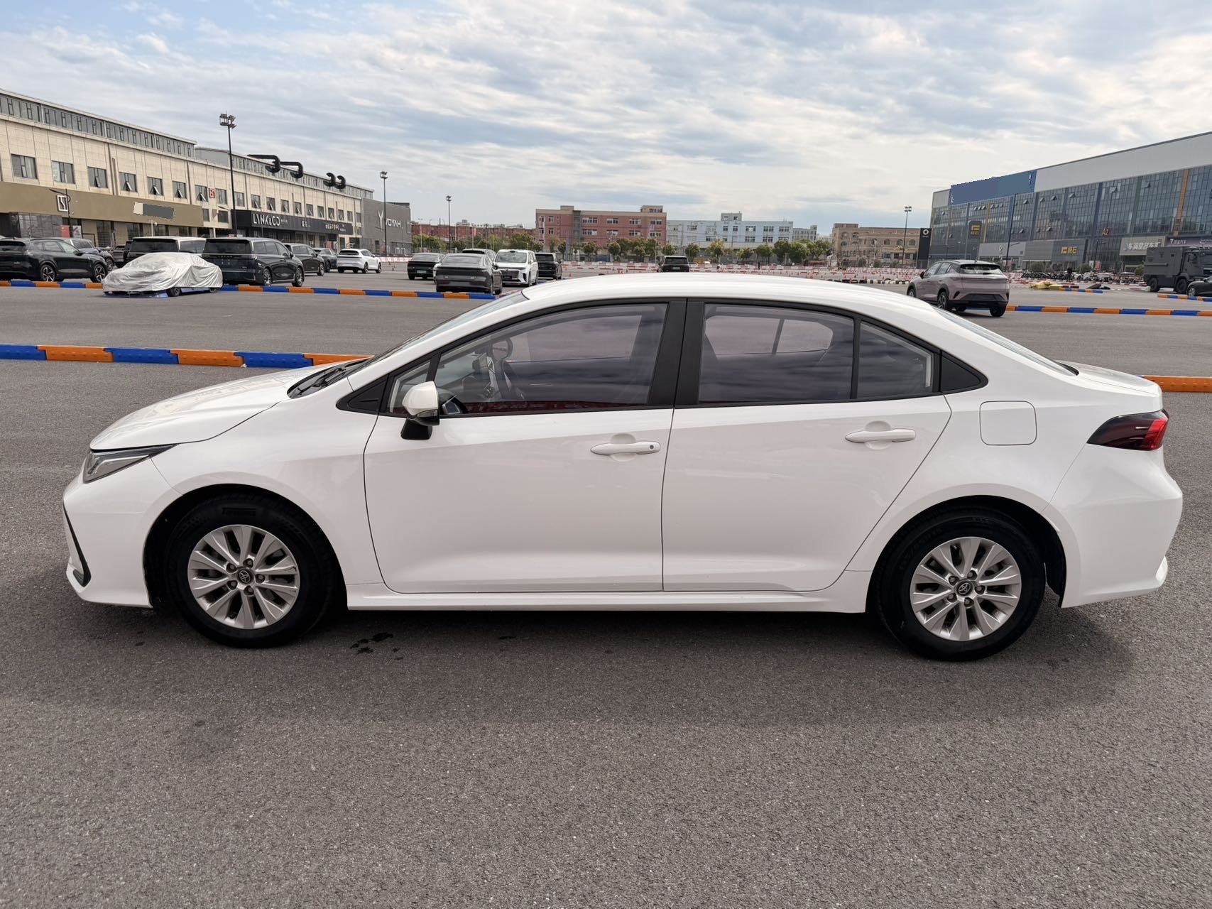 丰田 卡罗拉 2023 汽车图片 #3