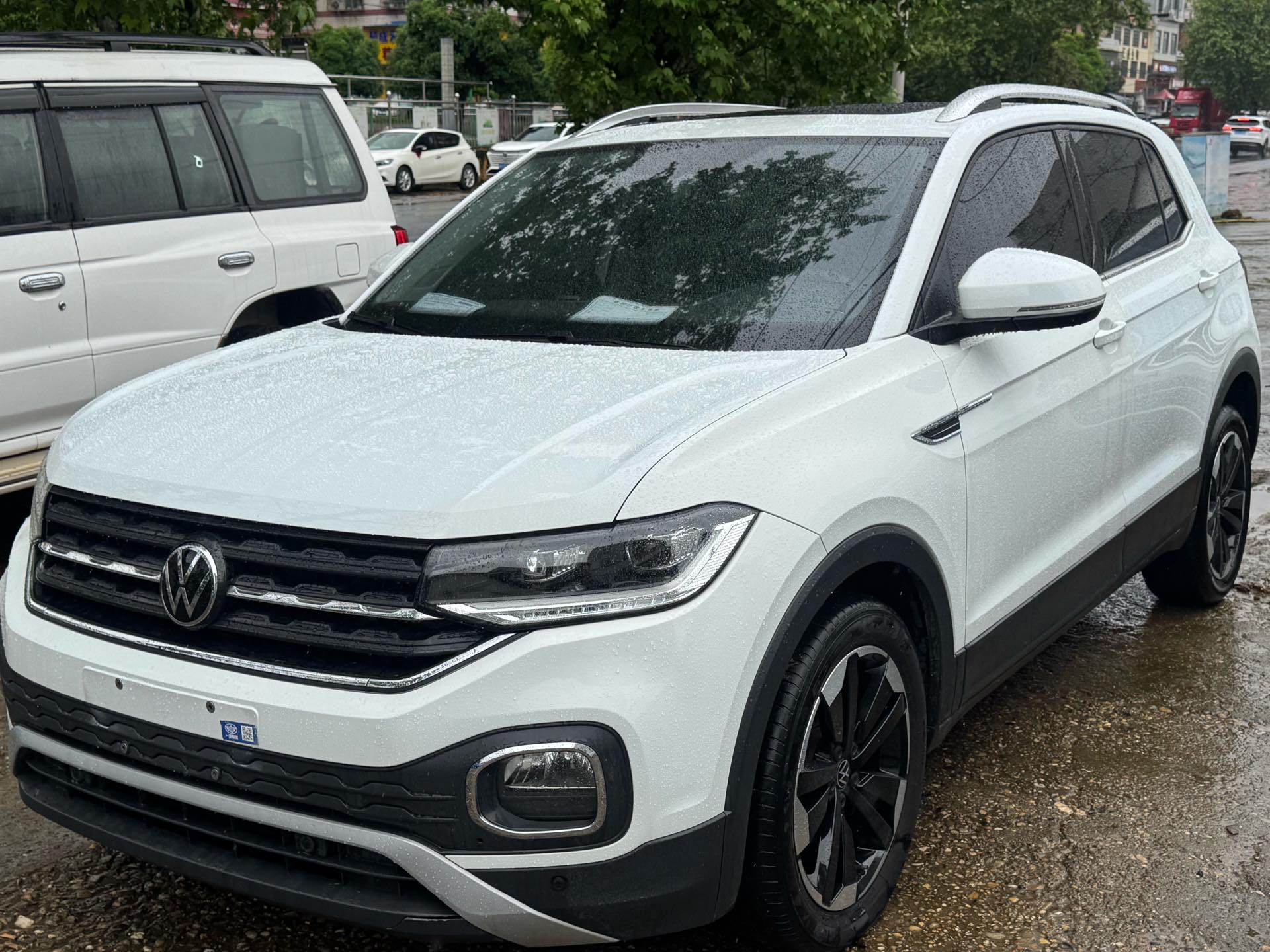 Volkswagen Tacqua 2023 car image 