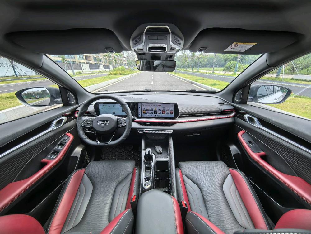 GEELY Coolray 2023 car image #19