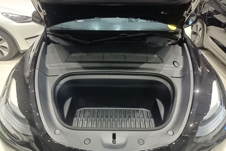 Tesla Model Y 2022 #20 Tesla Model Y 2022 car image #20