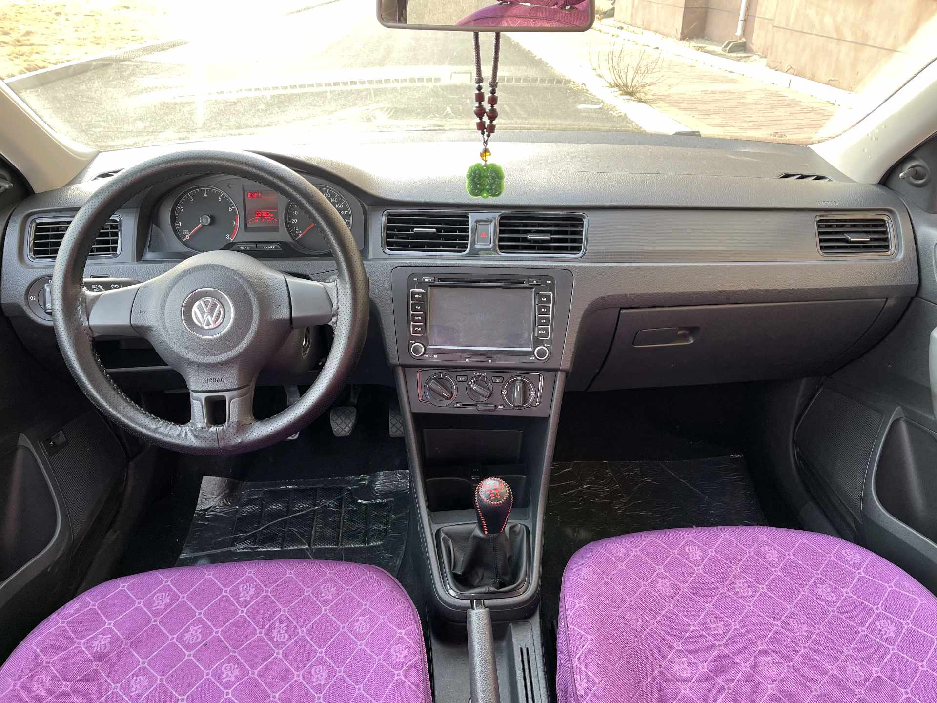 Volkswagen Santana 2018 car image #8