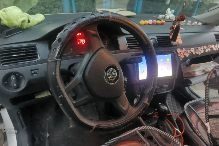 Volkswagen Santana 2020 car image #12