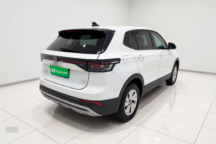 Volkswagen Tharu 2025 car image #7
