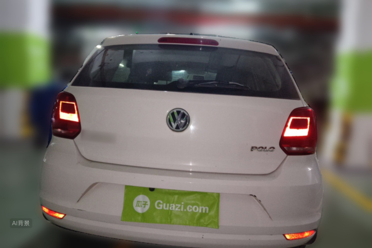 Volkswagen Polo 2015 car image #6