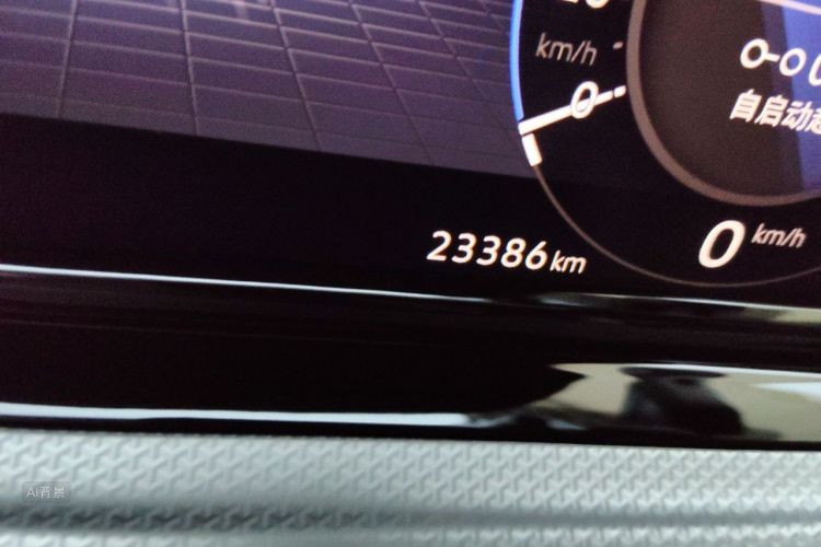 Volkswagen Golf 2022 car image #14