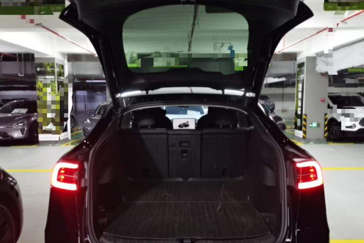 Tesla Model Y 2023 #19 Tesla Model Y 2023 immagine di auto #19