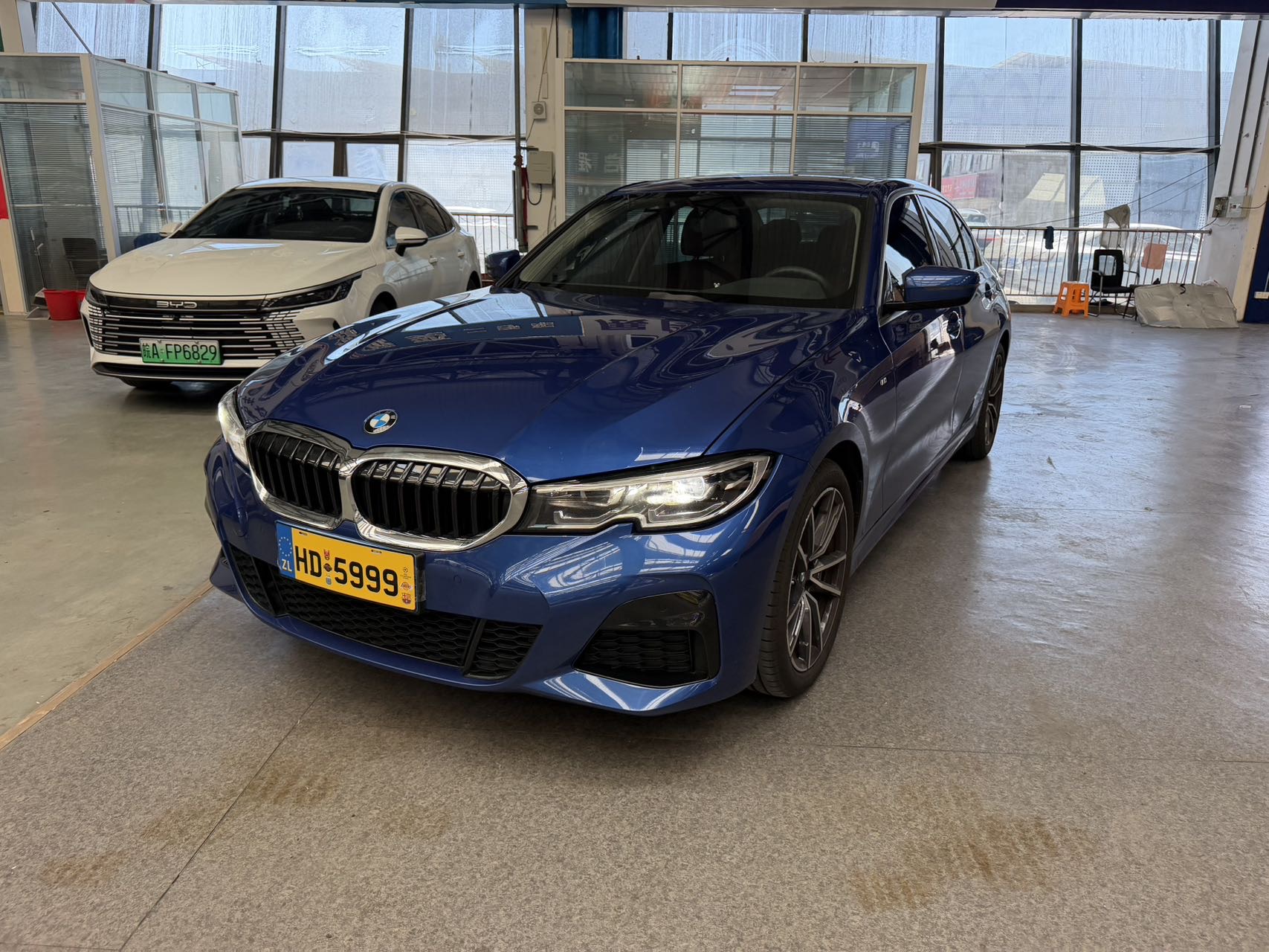 BMW 3 Series 2022 BMW 3 Series 2022 car image