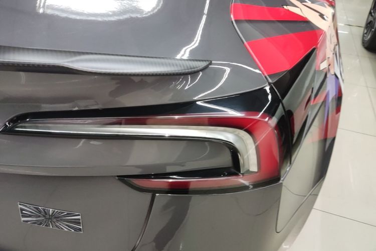 Tesla Model 3 2024 #8 Tesla Model 3 2024 car image #8