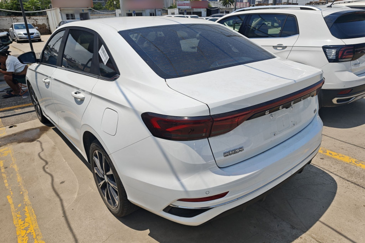 GEELY Emgrand 2024 #5 GEELY Emgrand 2024 car image #5