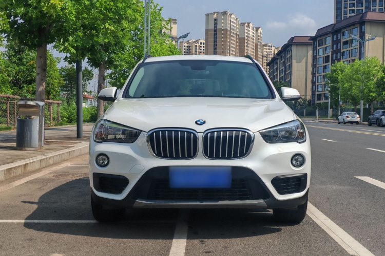 BMW X1 2018 immagine di auto #6