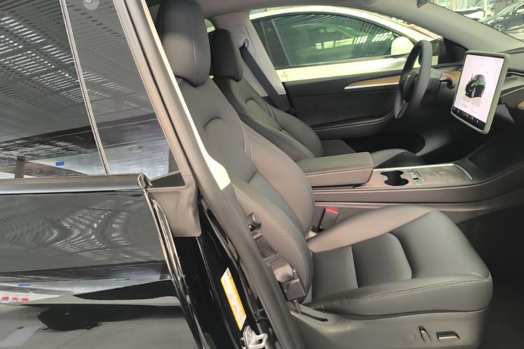 Tesla Model Y 2022 #24 Tesla Model Y 2022 car image #24