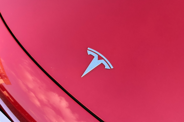 Tesla Model 3 2021 #4 Tesla Model 3 2021 صورة سيارة #4