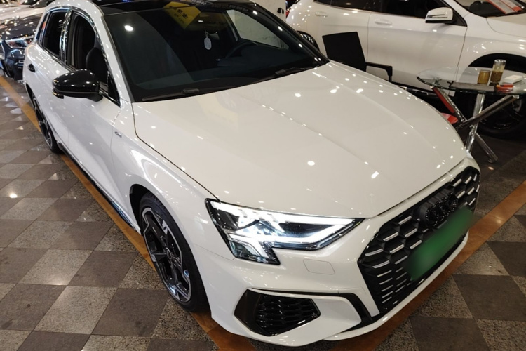 Audi A3 2023 car image #4