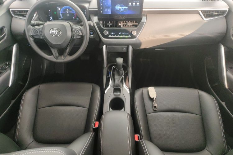 Toyota Corolla Cross 2024 изображение автомобиля #11