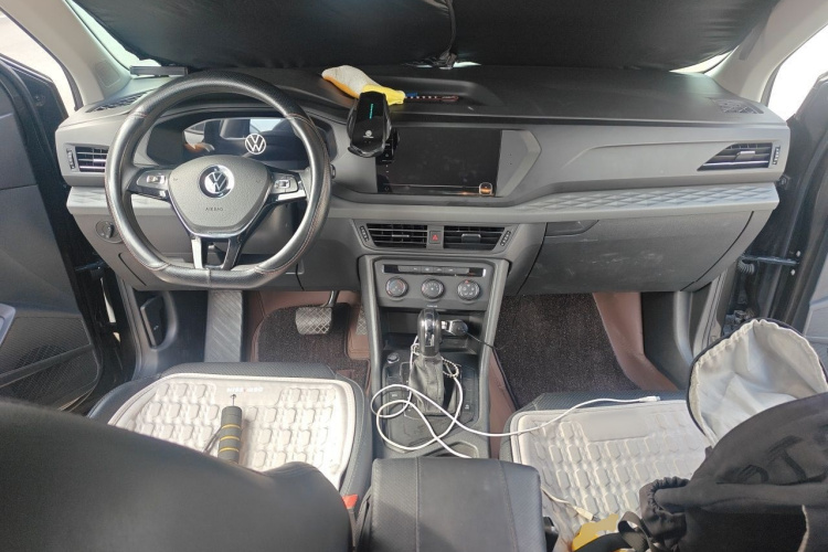 Volkswagen Tharu 2023 car image #7