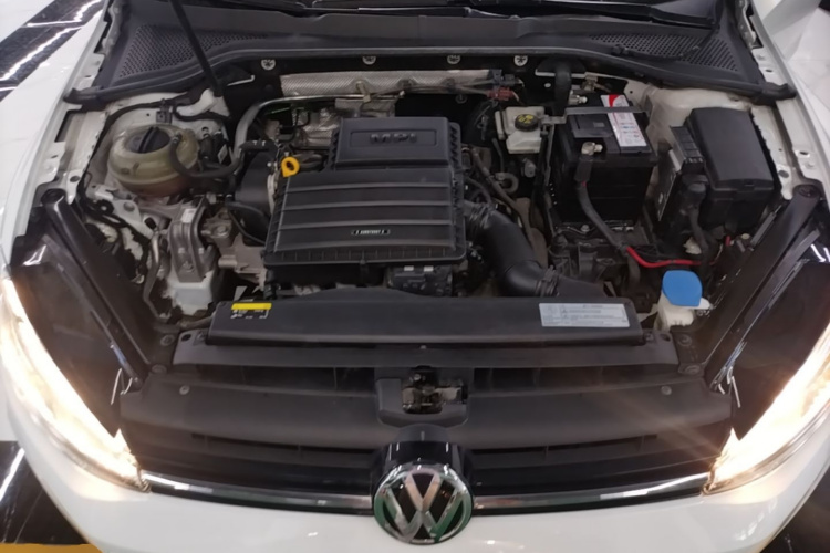Volkswagen Golf 2018 #20 Volkswagen Golf 2018 car image #20