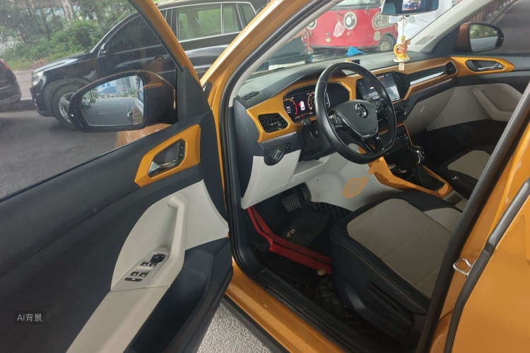 Volkswagen T-Cross 2019 car image #18