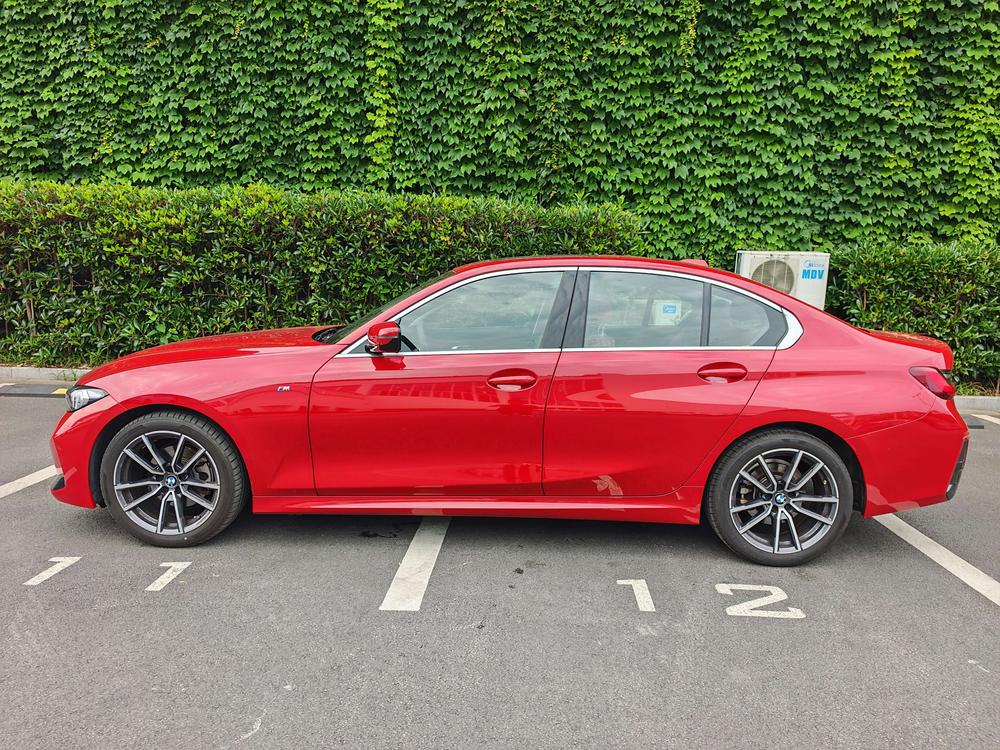 BMW 3 Series 2024 #3 BMW 3 Series 2024 car image #3
