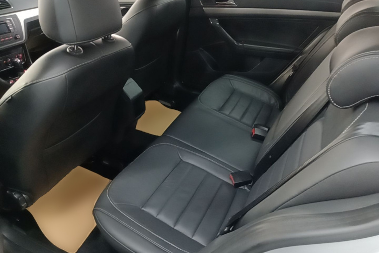 Volkswagen Lavida 2018 #13 Volkswagen Lavida 2018 car image #13