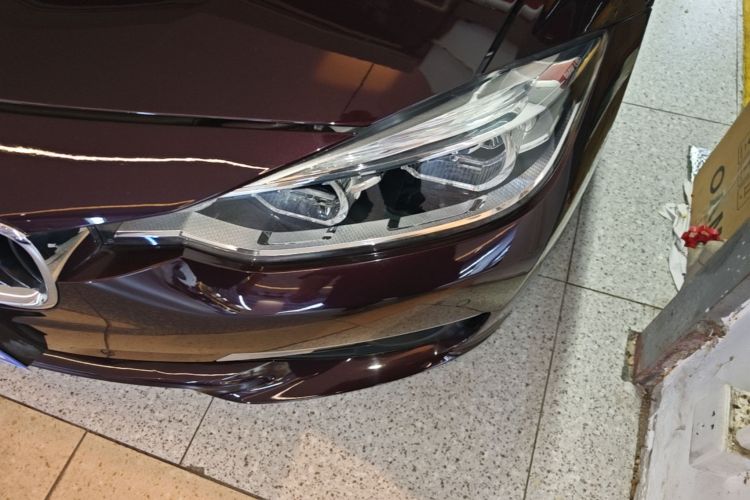 BMW 3 Series 2018 #23 BMW 3 Series 2018 car image #23