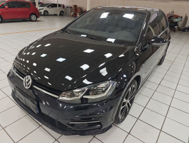 Volkswagen Golf 2020 car image 